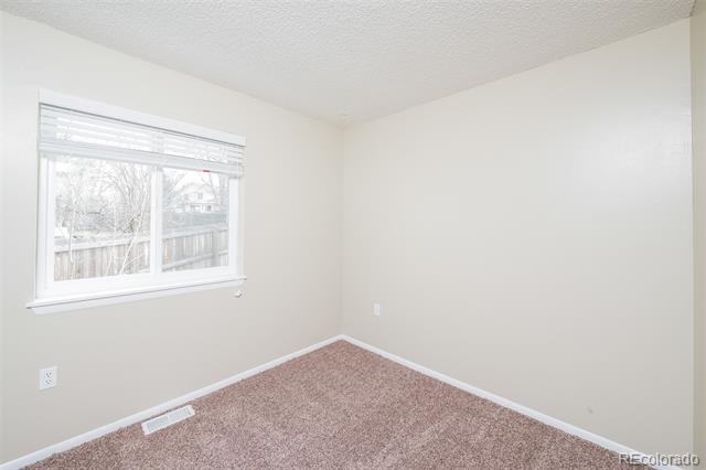 Building Photo - 8563 Dover Ct