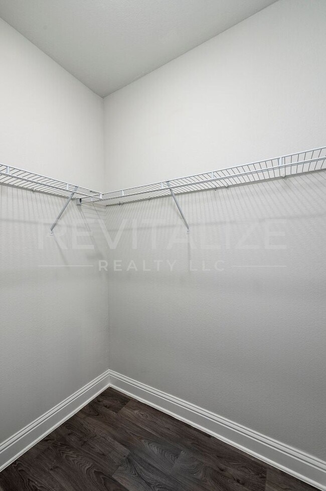 Building Photo - 14531 Dayton Cir