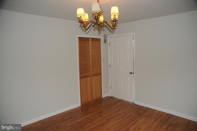 Building Photo - 5225 Pooks Hill Rd