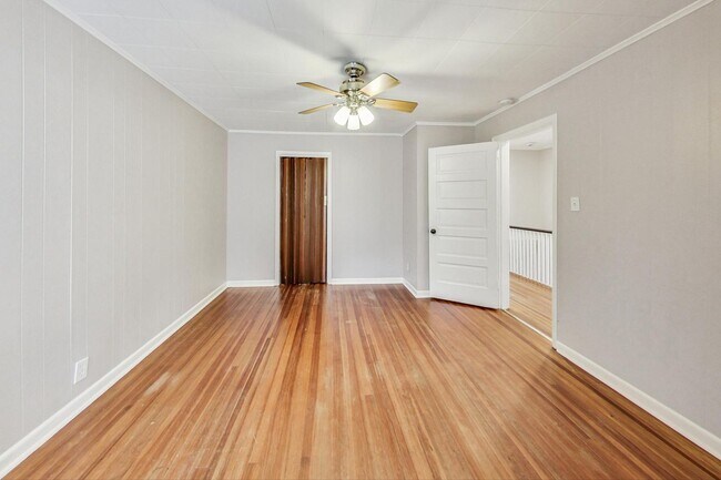 Building Photo - 4115 4th St NW
