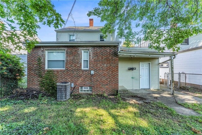 Building Photo - 21670 Wilmore Ave