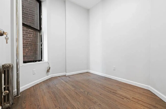 Building Photo - 666 Ninth Avenue