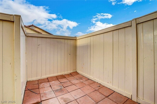 Building Photo - 7224 Rosebriar Ct