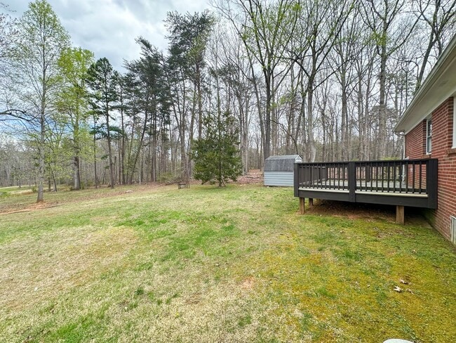 Building Photo - Zions Cross Roads Brick Cottage 2bedroom/1bath