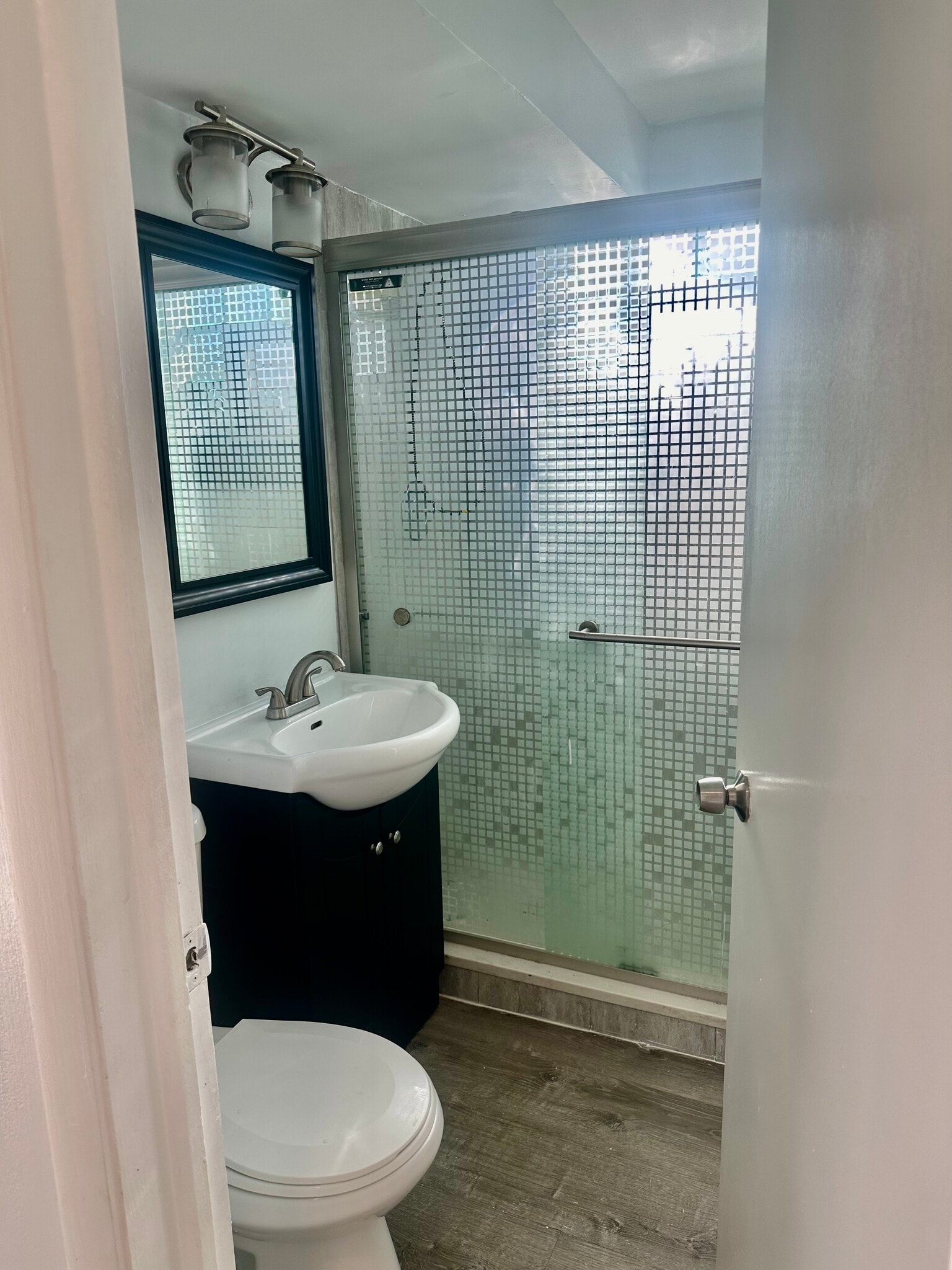 Building Photo - 37 W Conti Pky