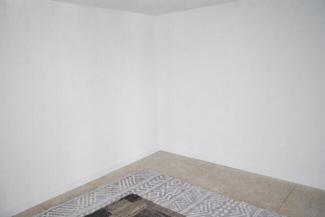 Building Photo - 9639 Lily Vis Ln