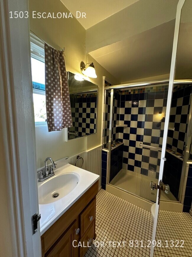 Building Photo - west side charm with garage