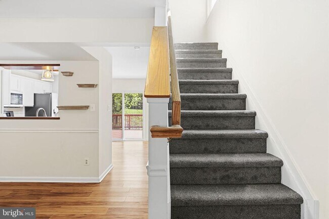 Building Photo - 3052 Benefit Ct