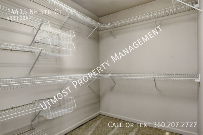 Building Photo - 14415 NE 5th Ct