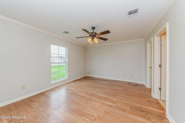 Building Photo - 1029 Gary Dr