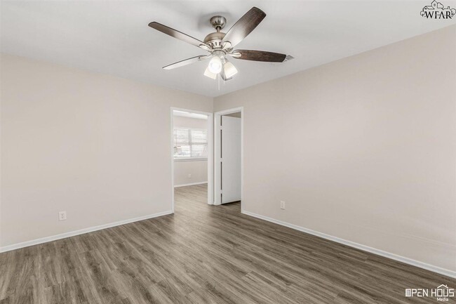 Building Photo - 4728 Eden Ln