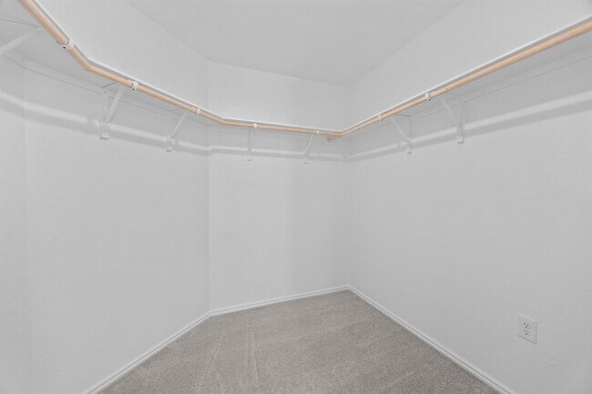 Building Photo - 209 Donnington Dr