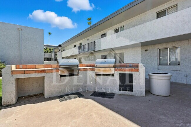 Building Photo - 3313 N 68th St