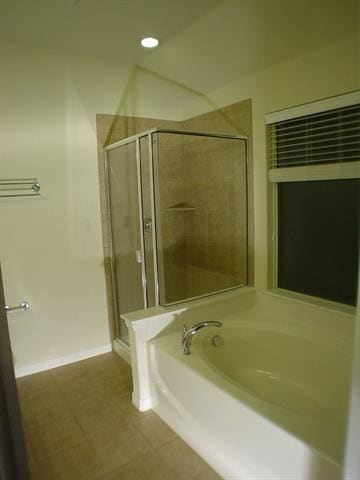 Building Photo - 209 Bird Creek Dr