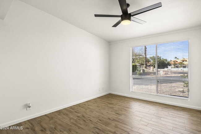 Building Photo - 16819 E Gunsight Dr