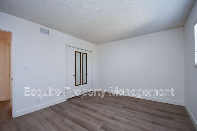 Building Photo - 1709 Ciprian Ave