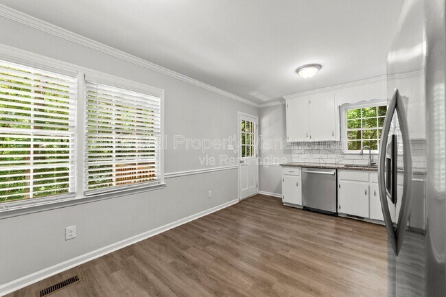Building Photo - 3921 Bamburgh Ln