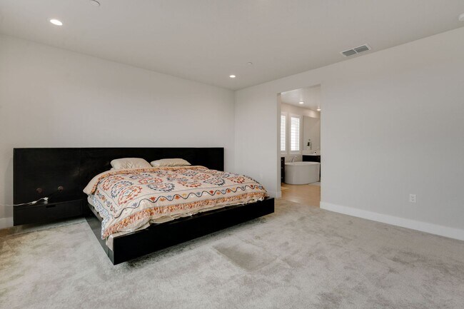 Building Photo - Newly Built 6BR Home with Panoramic Views in El Dorado Hills – 4,180 Sq Ft!