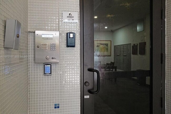 Building Photo - 136 NW 26th St