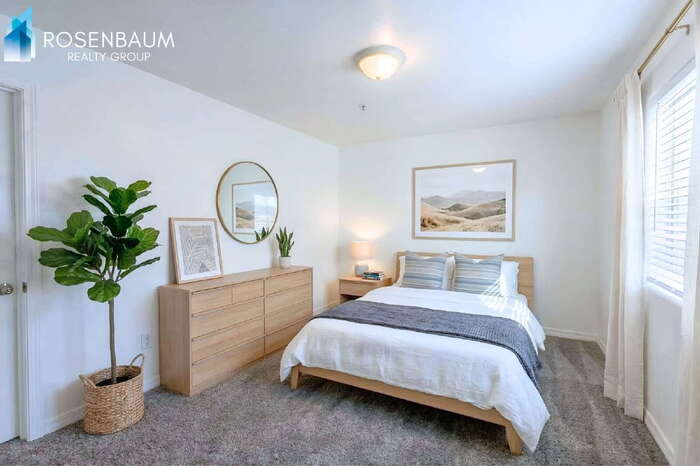 Building Photo - 2324 W Lone Cactus Dr