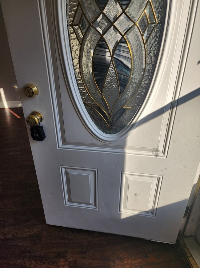 Building Photo - 8619 Republic Ave