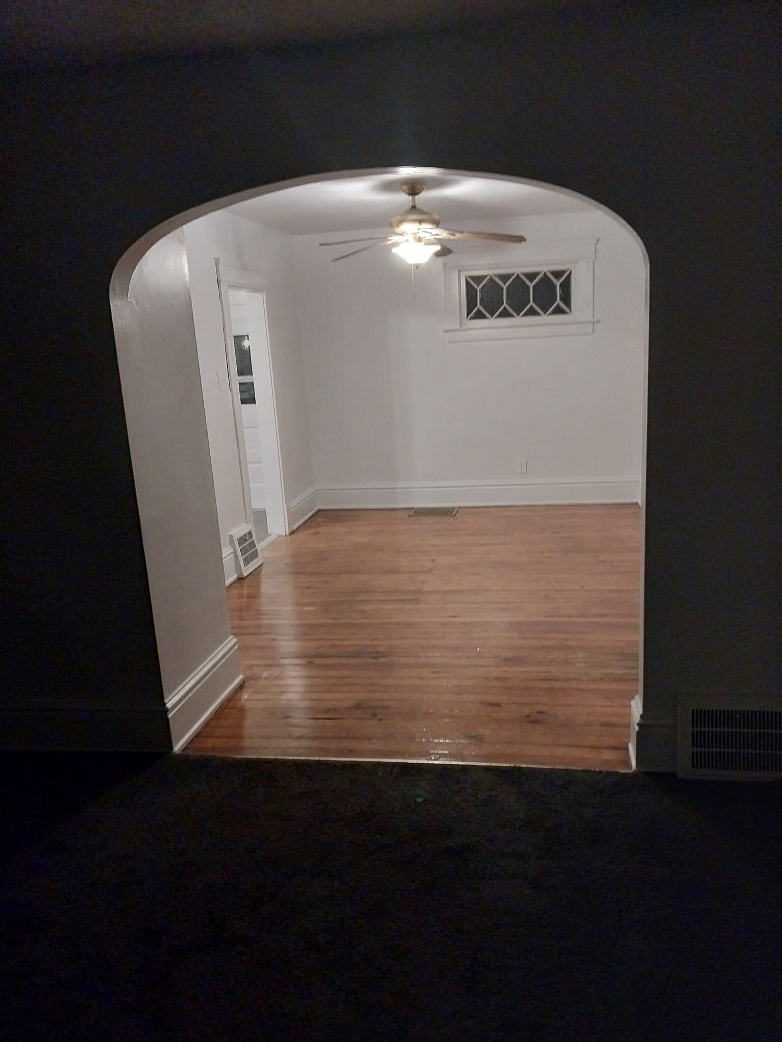 Building Photo - 51 E Summit St