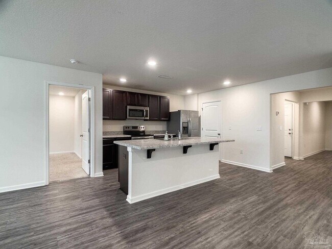 Building Photo - 5760 Blackhorse Cir