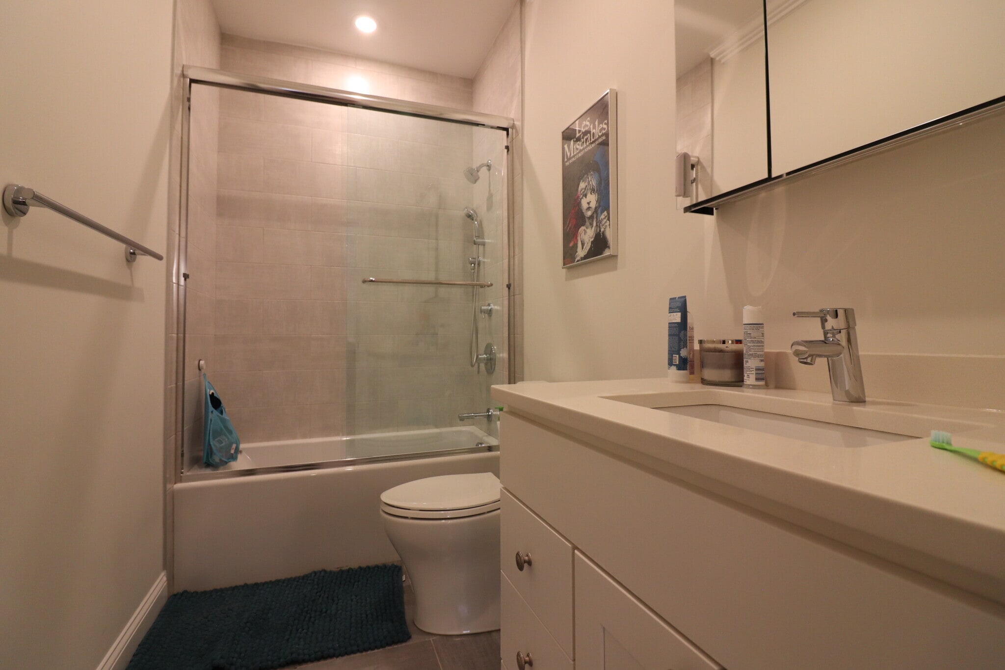 Building Photo - 17 Walk Hill St