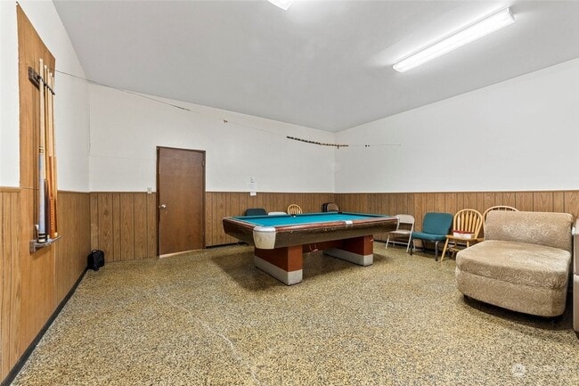 Building Photo - Bayview Condo with Updated Features  - Bou...