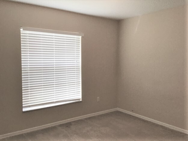 Building Photo - 754 46th Sq