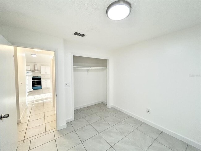 Building Photo - 10708 Brice Ct