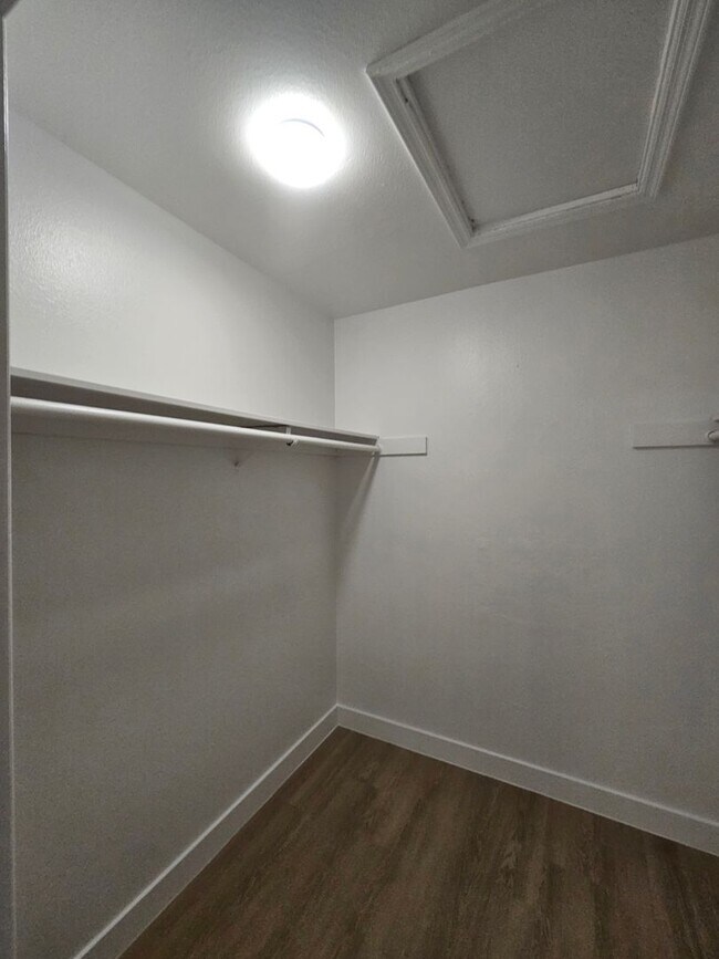 Building Photo - 4532 E Caballero Cir