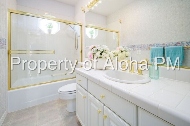 Building Photo - 108 Lakeshore Dr