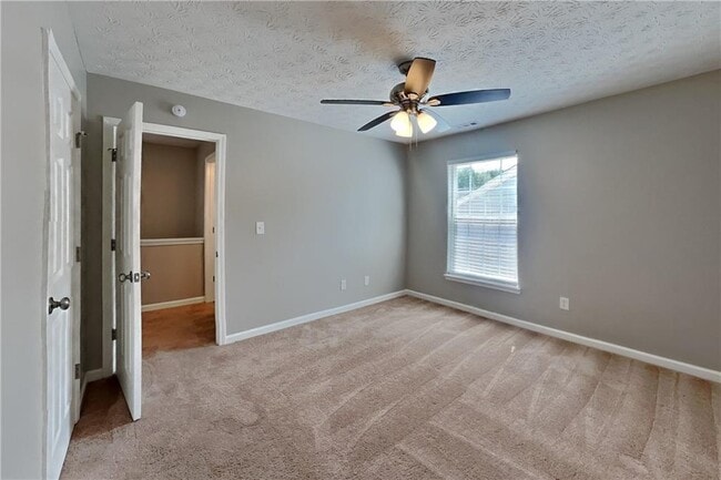 Building Photo - 76 Arrowhead Dr