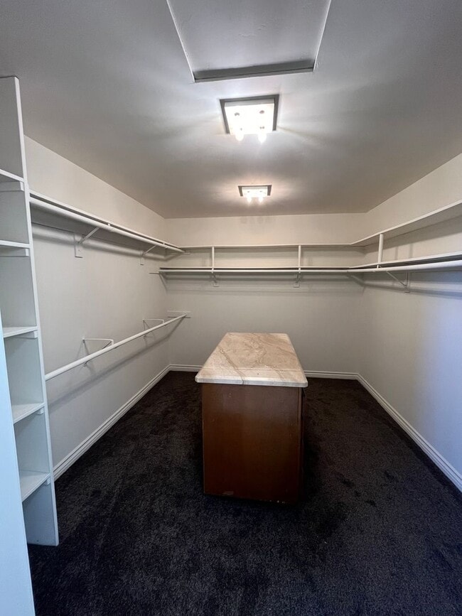 Building Photo - 4925 Regla Ct
