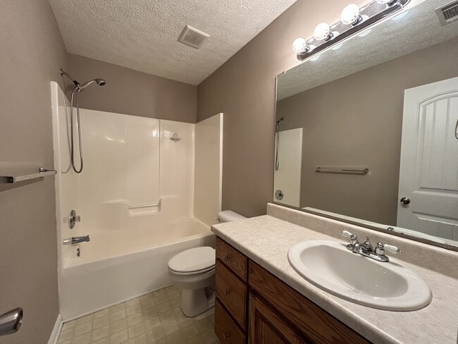 Building Photo - 287 Wrightsburg Way
