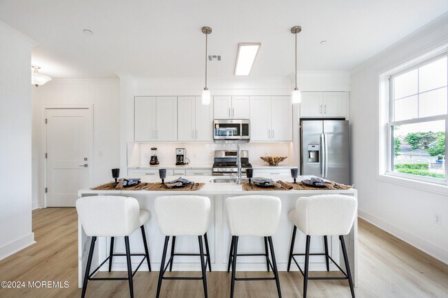 Building Photo - 298 Westwood Ave