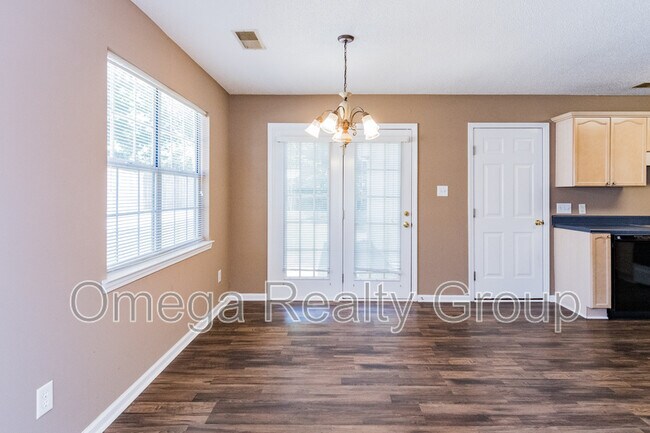 Building Photo - 2038 Plantation Pkwy