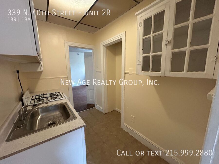 Building Photo - 339 N 40th St