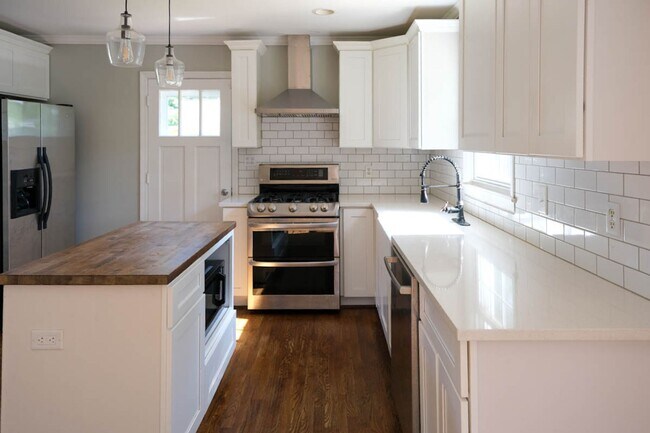 Building Photo - 22 Cahu Dr