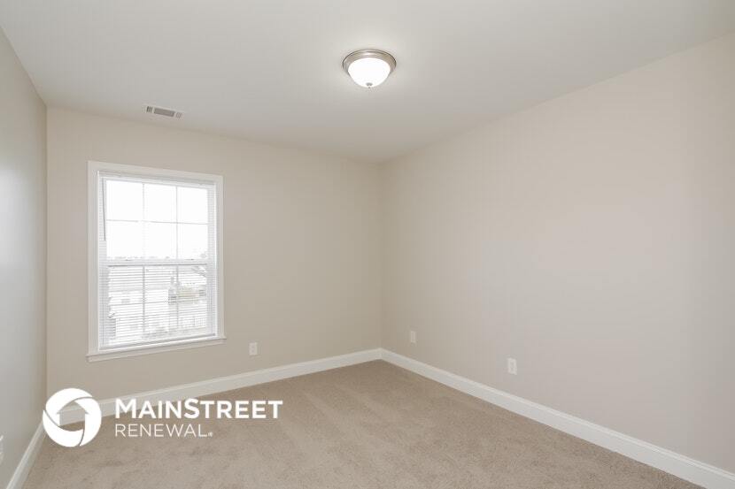 Building Photo - 12930 Tahoe Dr