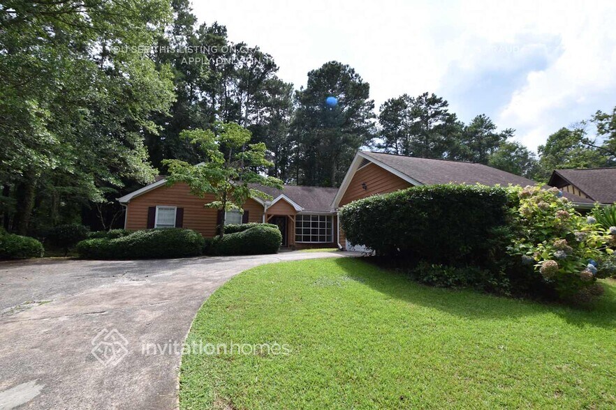 Primary Photo - 207 Rennes Ct