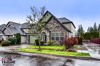 Building Photo - Gorgeous Single-Family Home with Central A/C!