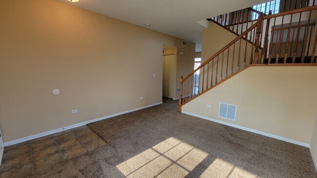 Building Photo - 1426 Dahlgren Ln