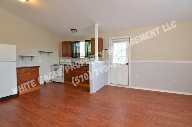 Building Photo - 57 1st St