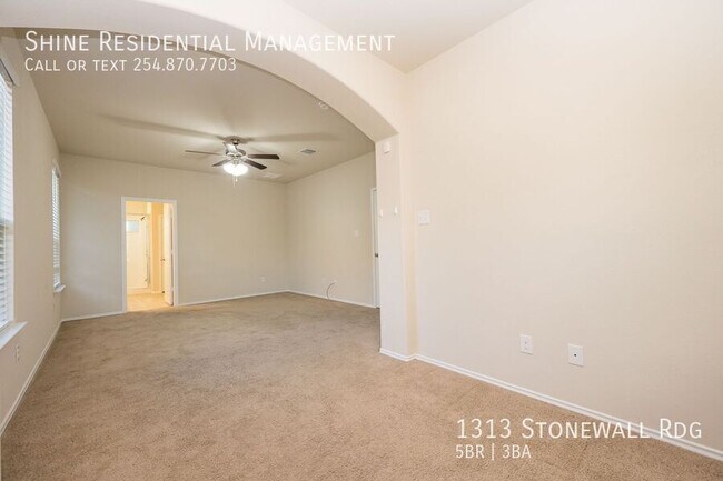 Building Photo - 1313 Stonewall Ridge