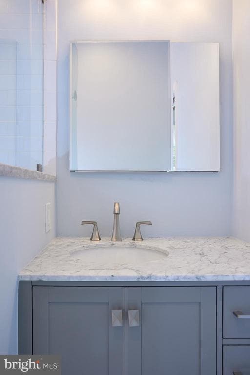 Building Photo - 2810 S Arlington Ridge Rd