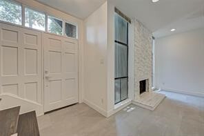 Building Photo - 701 Bering Dr