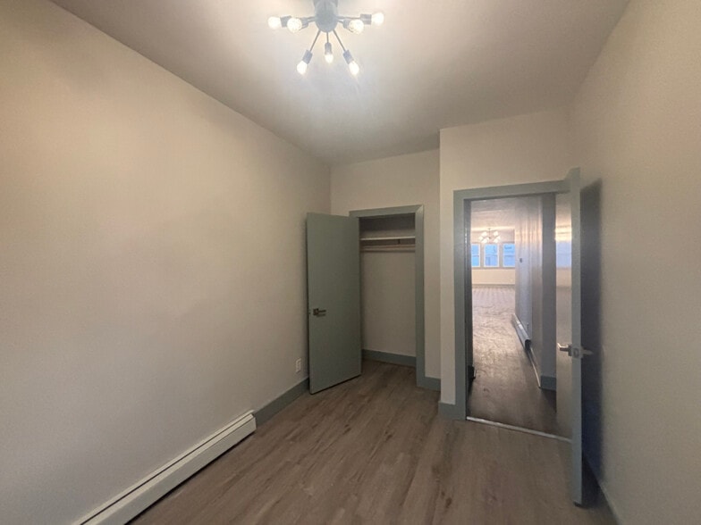 Building Photo - 1607 John F. Kennedy Blvd