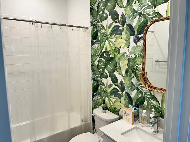 Building Photo - 14005 Zuhause Dr